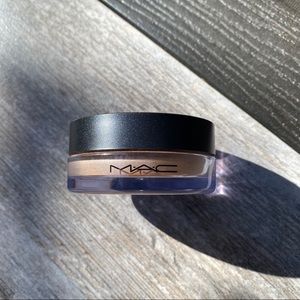 MAC studio fix perfecting loose powder